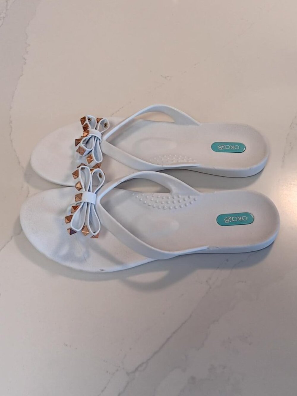 OKA.b Flip Flop Sandals White Size 9